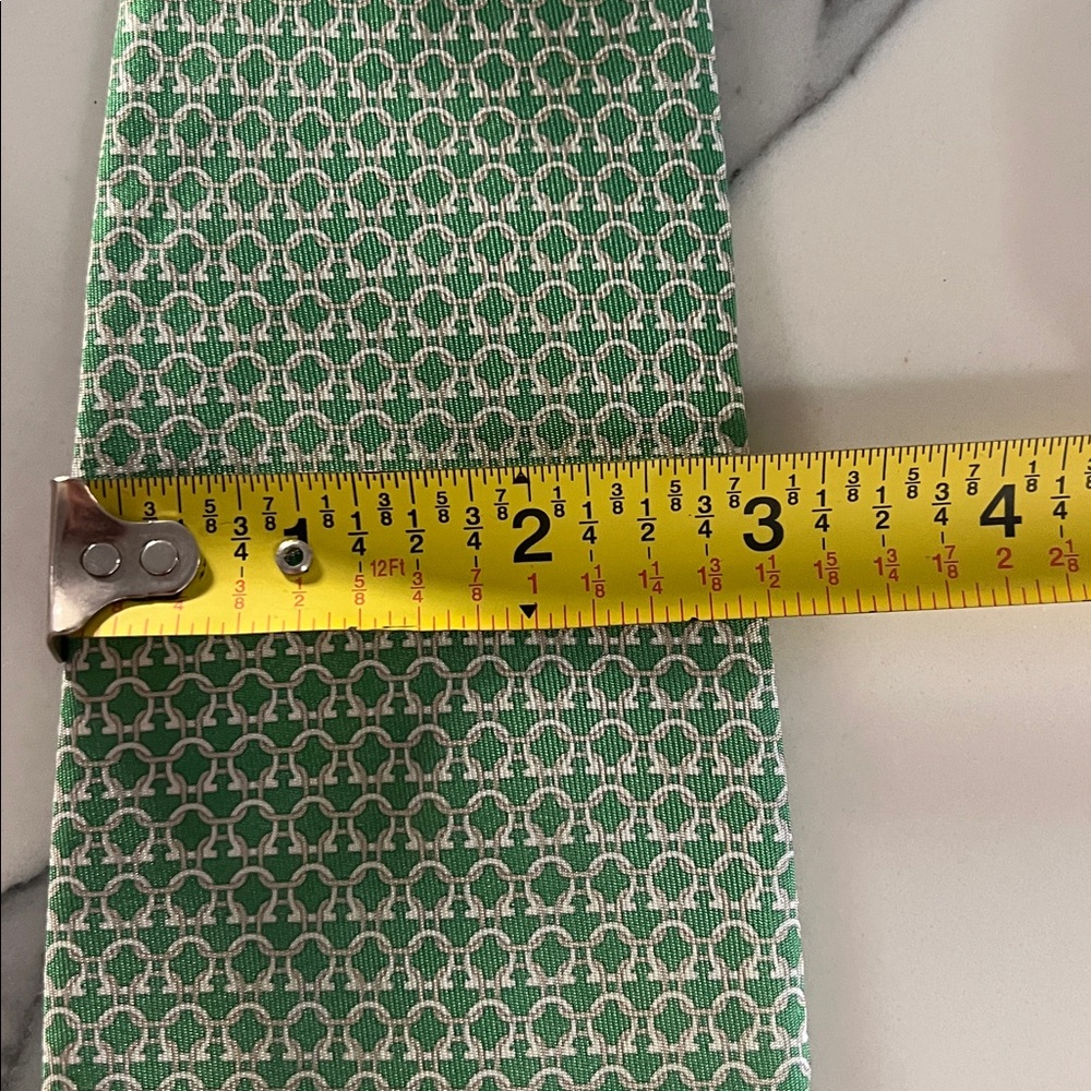 Salvatore Ferragamo Light Green Micro Pattern Silk Tie - Picture 7 of 7